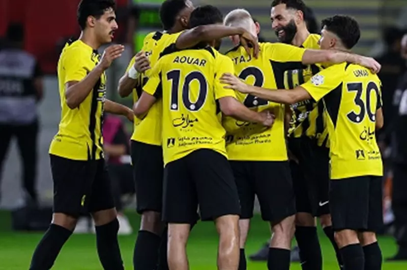 النهائي المرتقب: الاتحاد يواجه القادسية في كأس خادم الحرمين الشريفين - توقيت المباراة والقنوات الناقلة