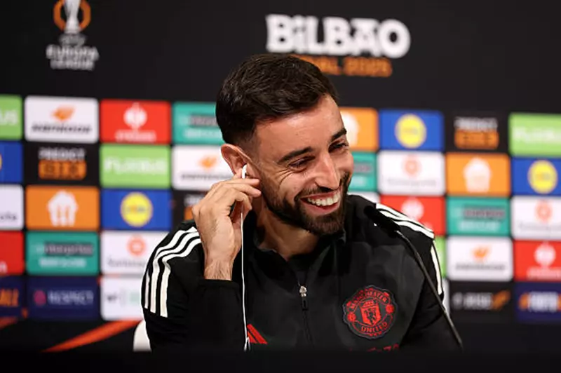 مفاوضات حصريّة بين الهلال ووكلاء برونو فيرنانديز بعد انتهاء مهلة الثلاثة أيام